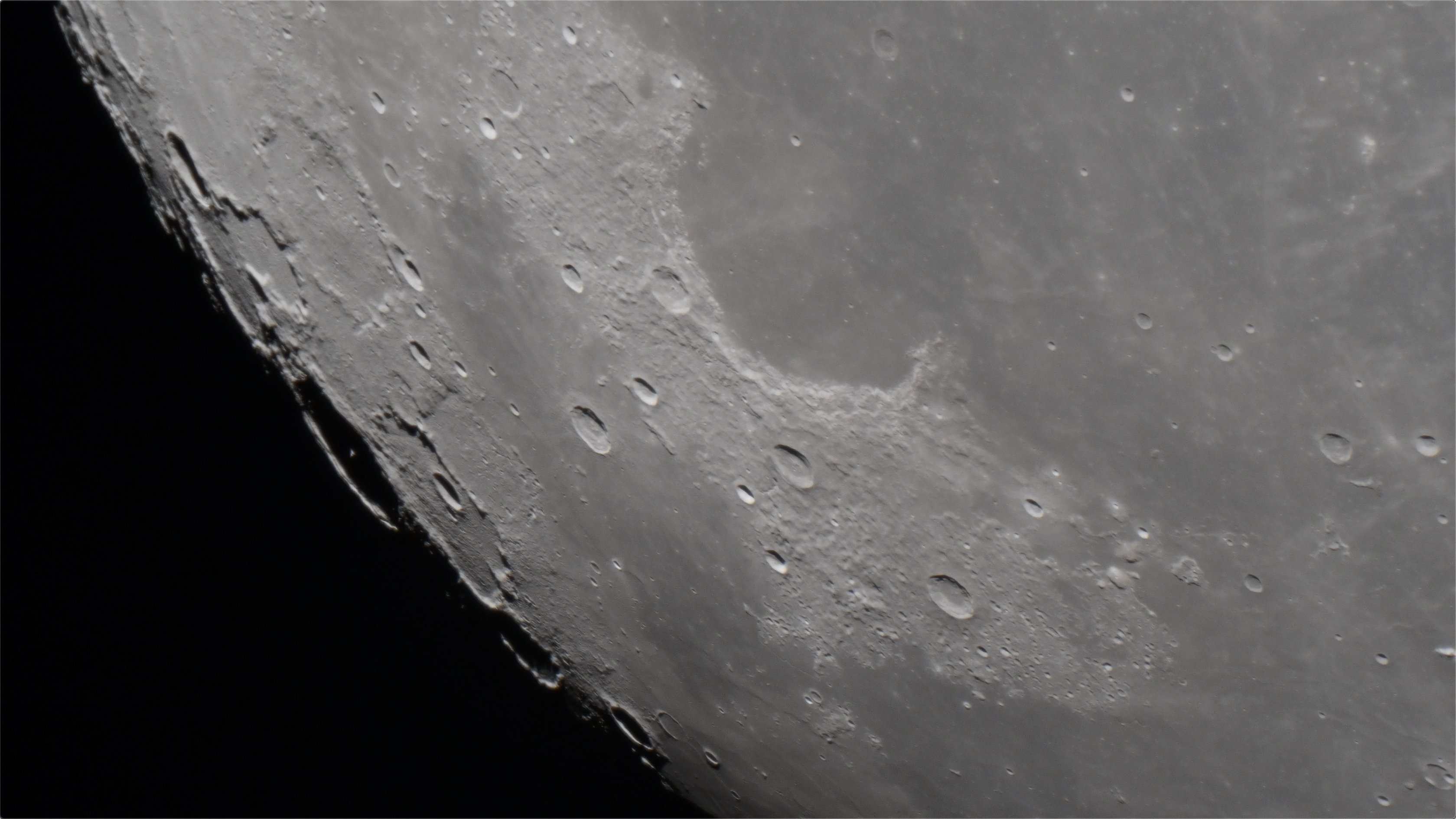 C14 Edge-HD f/11 mit 12.000mm Brennweite - "Mission Impossible" geschafft?