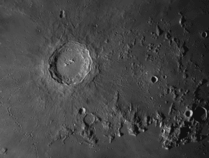 Der Krater Kopernikus, © 2019 by W. Paech+F. Hofmann – Camäleon Observatory, Namibia