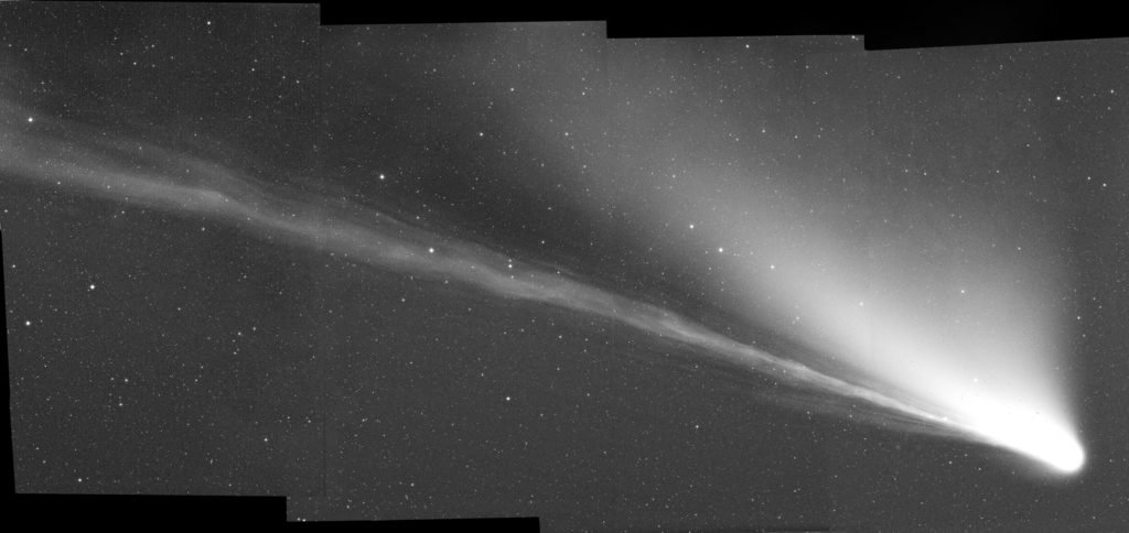 25.7. Mosaik 22.00 4x130sec Blau 11
