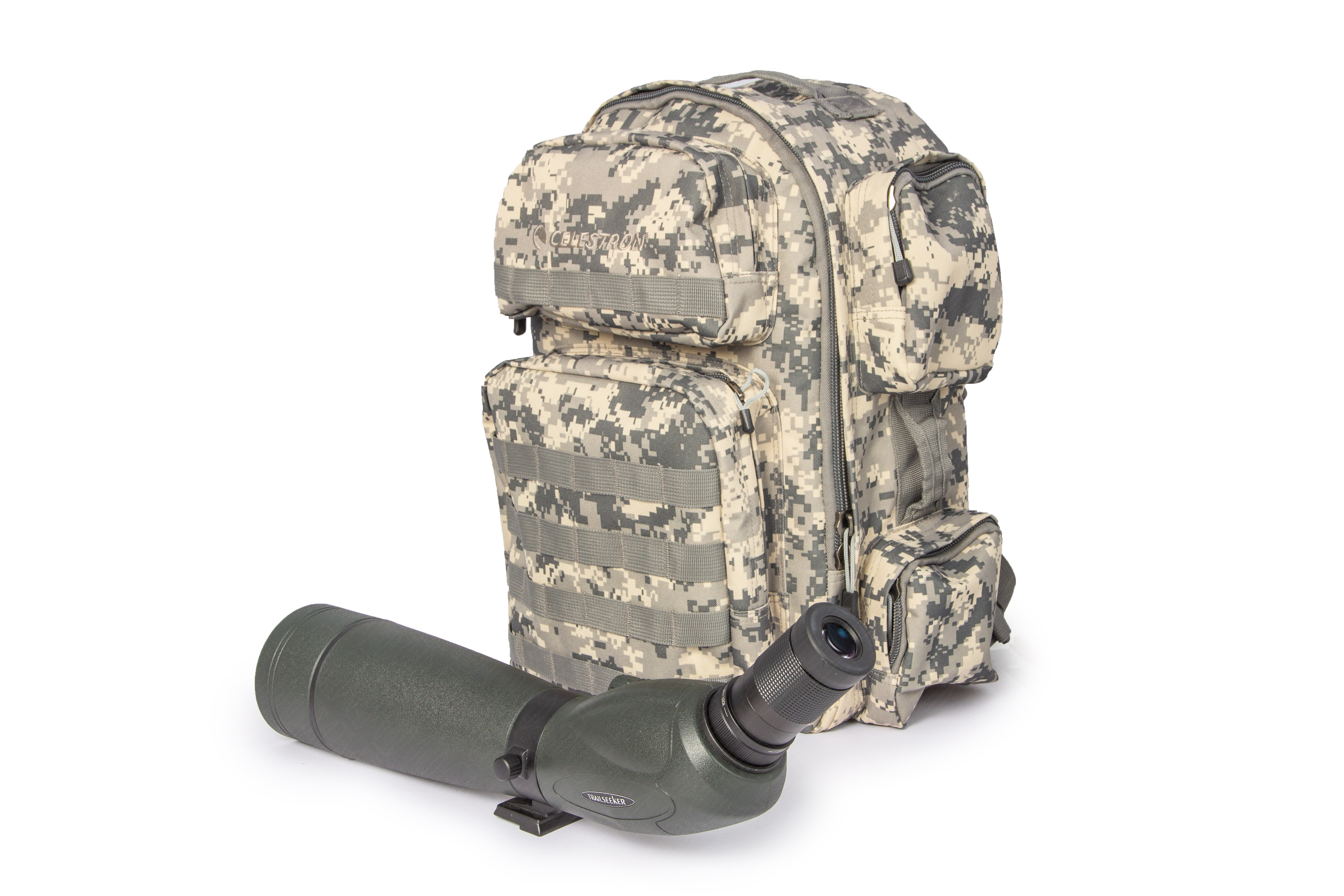 Anwendungsbild: Camouflage-Rucksack mit TrailSeeker Skektiv